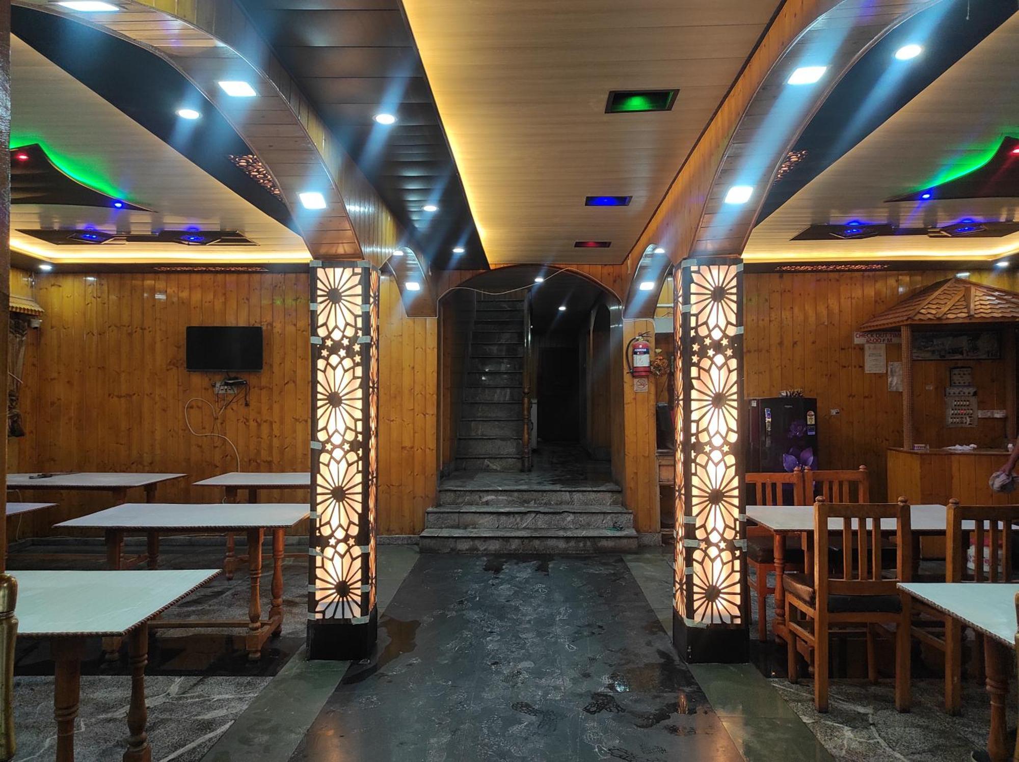 New Zum Zum Hotel & Restaurant Srīnagar 外观 照片