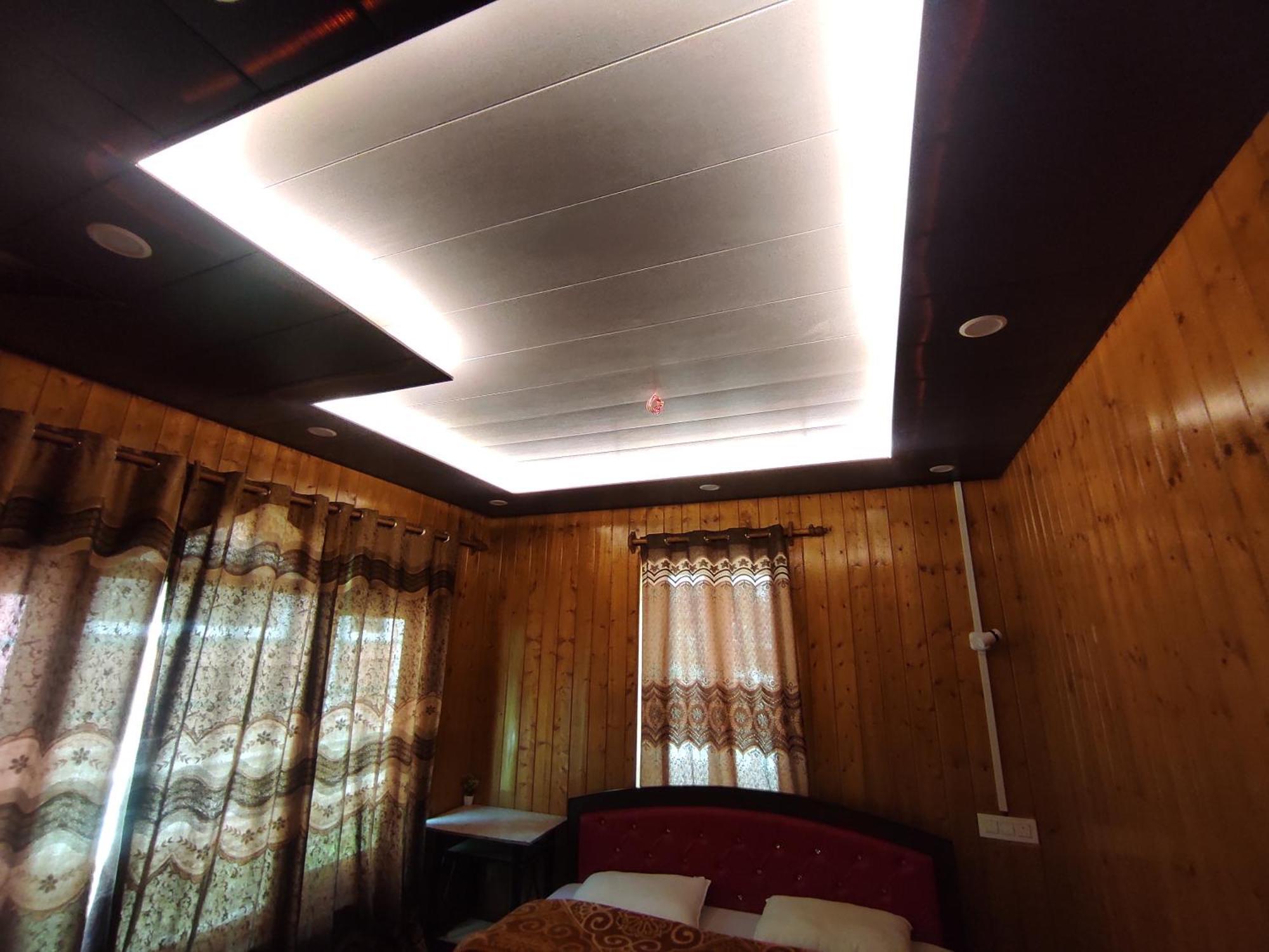 New Zum Zum Hotel & Restaurant Srīnagar 外观 照片